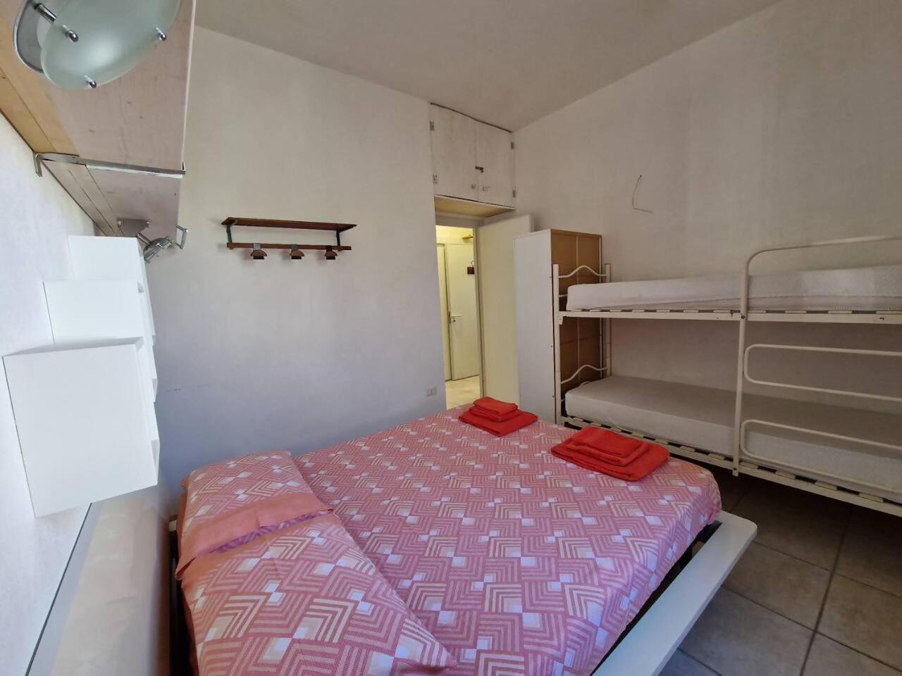 Villa Mary Santisidoro Nordsudcasavacanza Torre Squillace Екстериор снимка